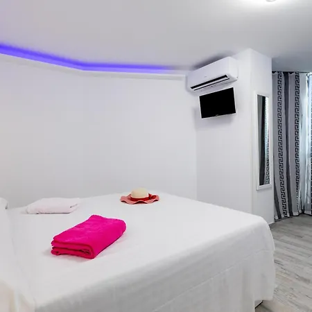 3d. Brand New Flat In Playa Americas Apartment